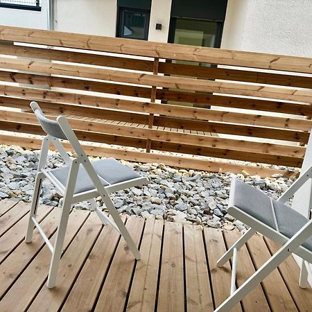 Modern Apartment With Balcony & Free Parking - Nearby Metro Вена Экстерьер фото