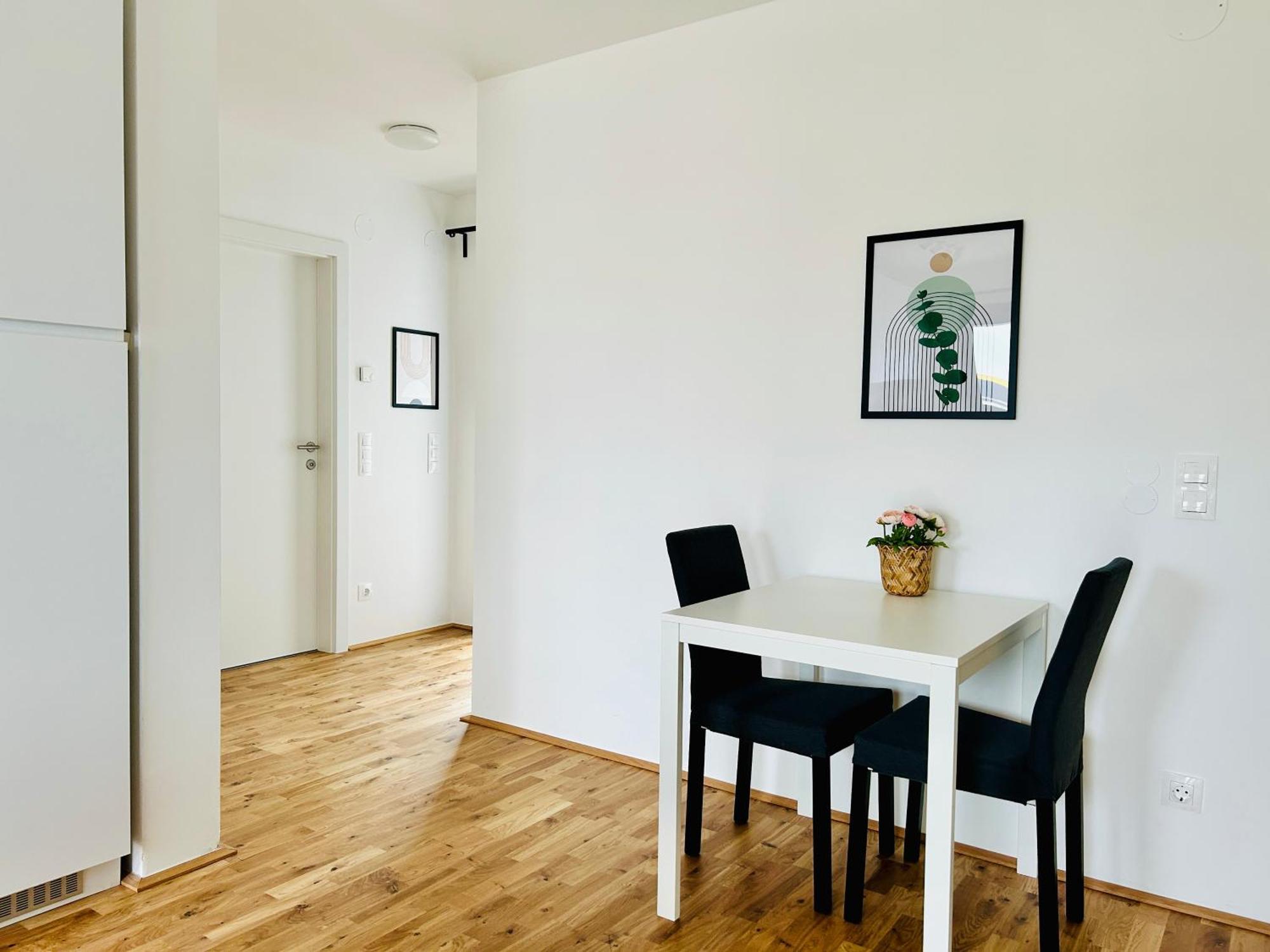 Modern Apartment With Balcony & Free Parking - Nearby Metro Вена Экстерьер фото