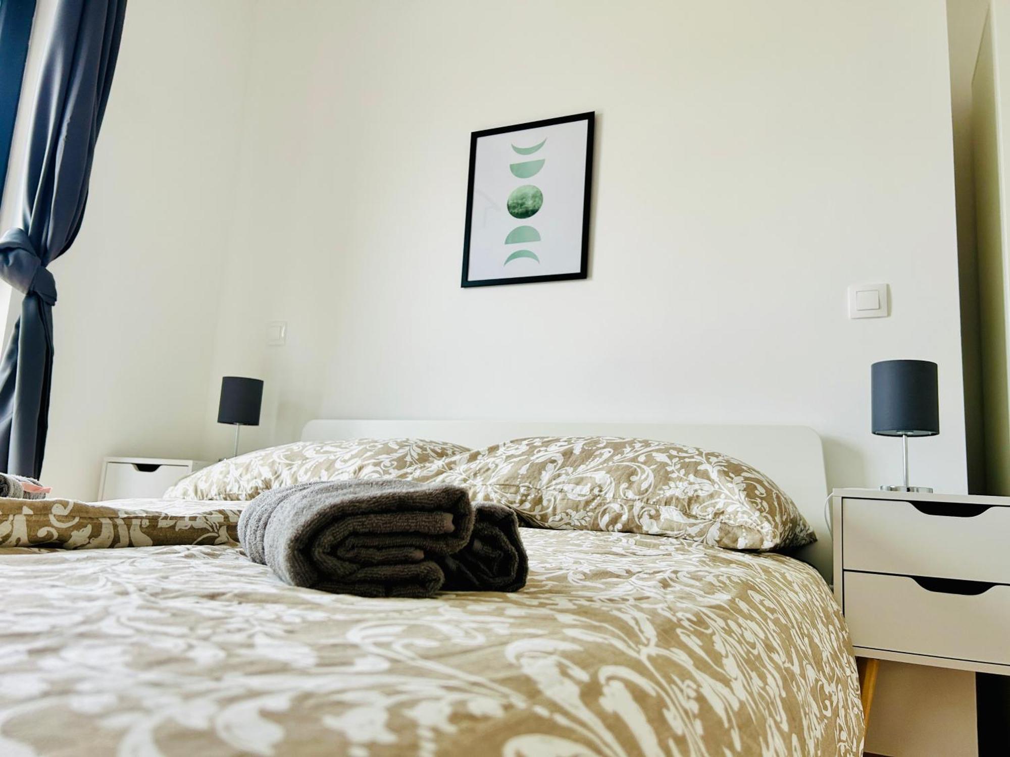 Modern Apartment With Balcony & Free Parking - Nearby Metro Вена Экстерьер фото