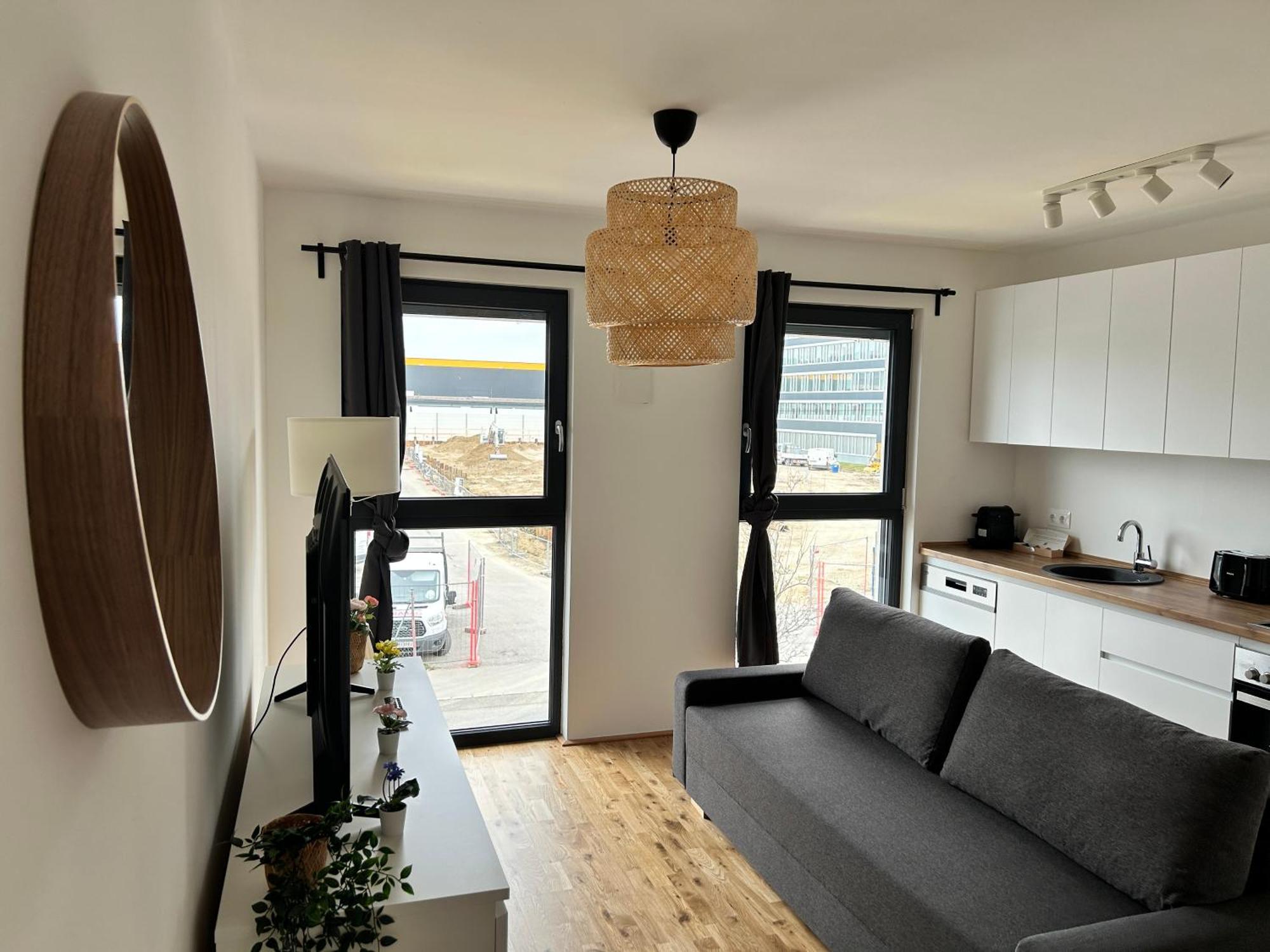 Modern Apartment With Balcony & Free Parking - Nearby Metro Вена Экстерьер фото