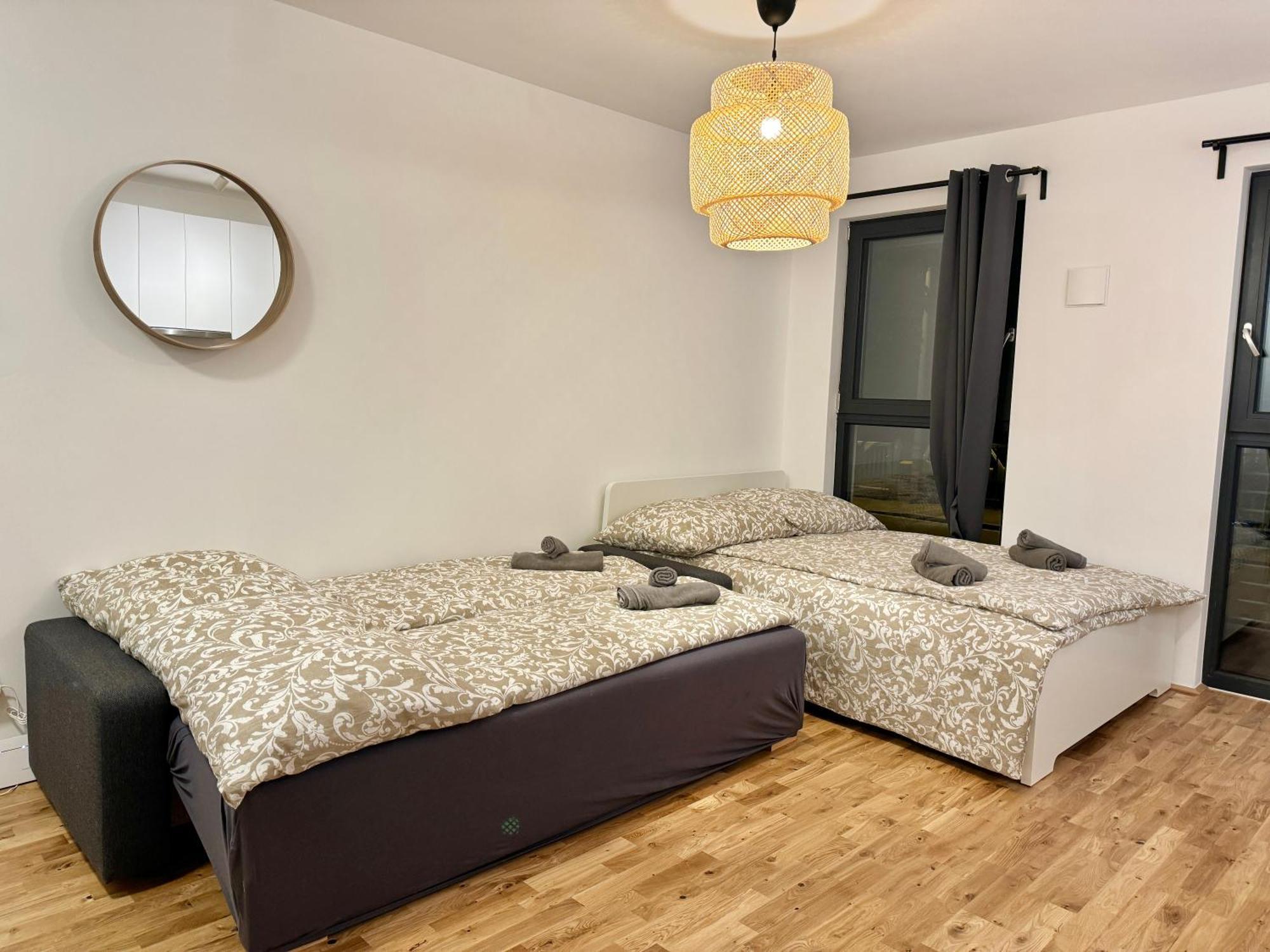 Modern Apartment With Balcony & Free Parking - Nearby Metro Вена Экстерьер фото